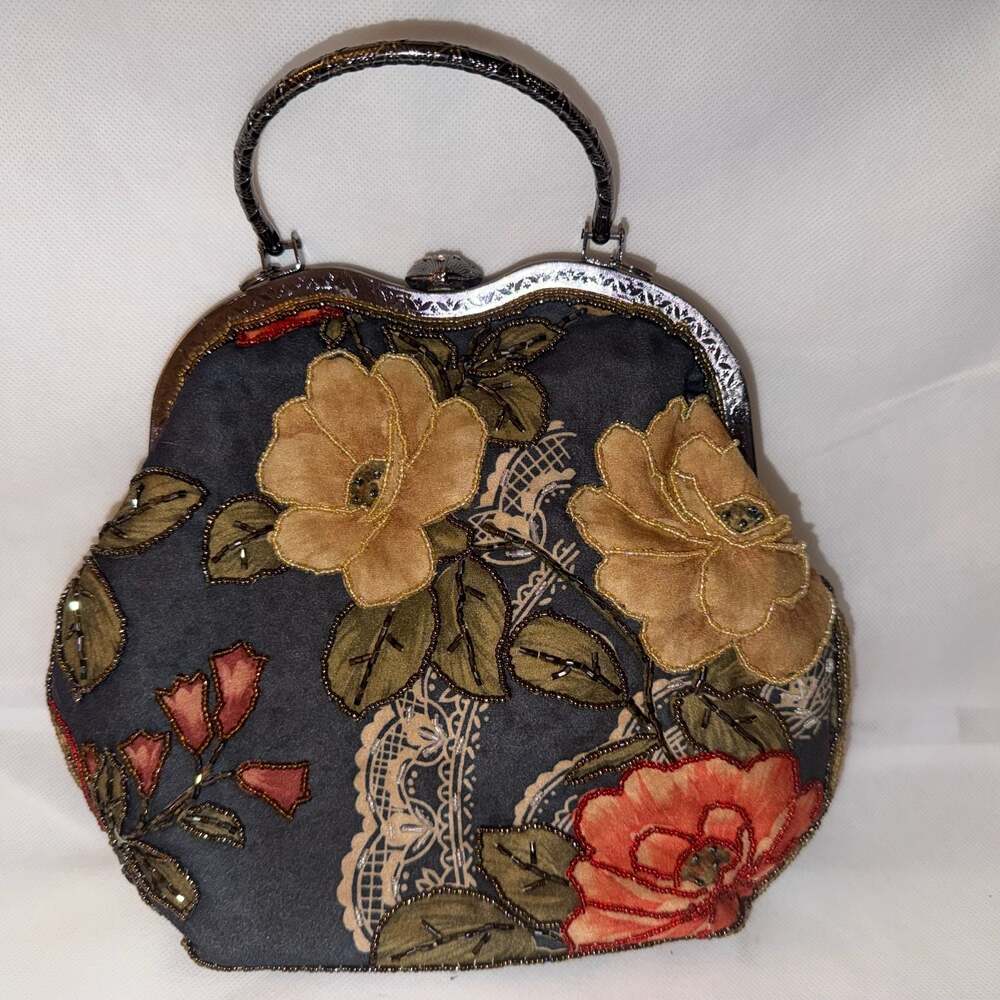 Vintage Floral Beaded and Embroidered Evening 
Purse with metal handle